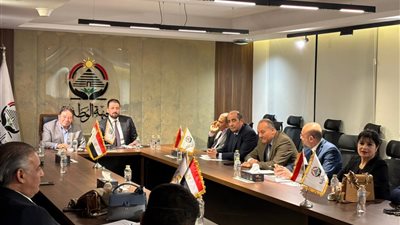 أمانة الدفاع بحزب الجبهة تبحث تأثير حرب إيران على أسواق الطاقة وأوضاع العمالة المصرية بالخليج