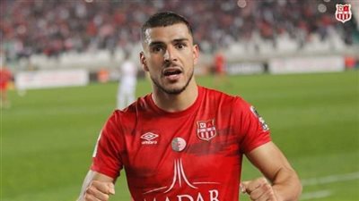 زكريا دراوي لاعب اتحاد العاصمة: نحترم الزمالك صاحب التاريخ الكبير في بطولات إفريقيا