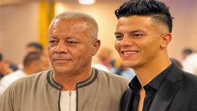 الاتحاد الجزائري لكرة القدم يقدم واجب العزاء في وفاة والد محمد شحاتة لاعب الزمالك