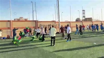أحداث مؤسفة بمباراة قبل نهائي بطولة الجمهورية 2009 بين فريقي المدينة المنورة والتجمع | صور