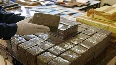 المشدد 15 عامًا وغرامة 20 ألف جنيه لسائق ضبط بحوزته 19 كيلو حشيش وسلاح ناري بجنوب سيناء