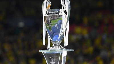 حكم تقنية فيديو لقاء القمة ضمن طاقم نهائي دوري أبطال أوروبا
