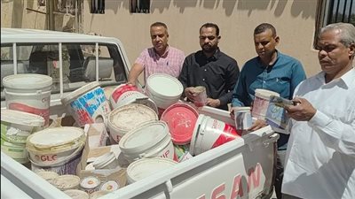 ضبط طن دهانات وبويات منتهية الصلاحية داخل محل في أرمنت بالأقصر| صور