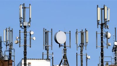 تنظيم الاتصالات يتفق مع شركة محمول لإنشاء بنية التليفون الأساسية لـ24 منطقة وطريق استراتيجي بـ160 مليون جنيه| خاص 