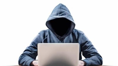 بينهم طالبان.. تجديد حبس 4 متهمين بابتزاز وكيل لاعبين شهير 15 يومًا على ذمة التحقيقات