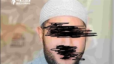 ارتكب أعمالا منافية مع 5 طلاب ذكور.. إندونيسيا تطلب نشرة حمراء من الإنتربول بحق الداعية أحمد المصري