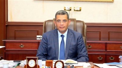 محافظ البحر الأحمر يعلن تشغيل إشارات المرور بشارع الحجاز في الغردقة الأسبوع المقبل
