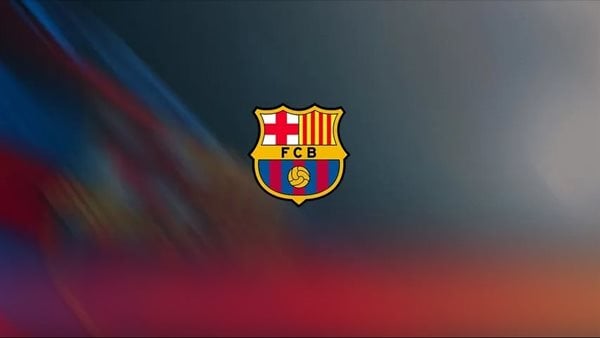 عبر بيان رسمي.. برشلونة يرد على اتهامات بيريز بشأن قضية نيجريرا