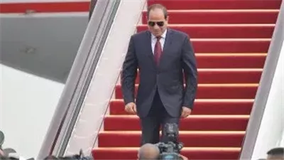 الرئيس السيسي يصل إلى أوغندا