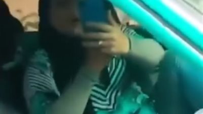 متوفى منذ 10 سنوات.. القبض على فتاة زعمت أن والدها أمين شرطة خلال مشاجرة مع شاب بالإسكندرية