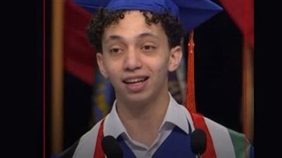 بعد تصدره التريند.. الطالب المصري مصطفى مبارك يكشف كواليس حصوله على 3 درجات علمية في الهندسة من جامعة كنتاكي بأمريكا| خاص