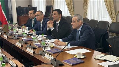 مصر وروسيا تبحثان تسريع تنفيذ المنطقة الصناعية بقناة السويس