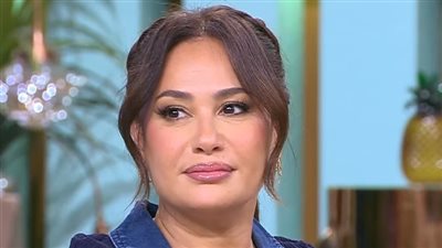 هند صبري: مرض والدتي غيّر كل شيء.. وتحملت مسؤوليات ثقيلة بين البيت والعمل