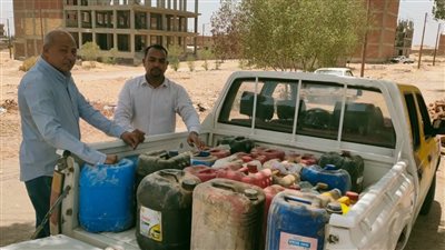 ضبط 750 كيلو دقيق مدعم ونصف طن أعلاف تسمين منتهية الصلاحية بالأقصر