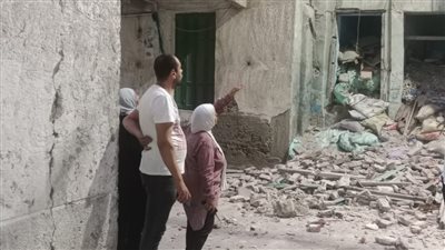 حماية للأرواح والممتلكات.. إزالة الخطورة الداهمة بعقار في كوم الدكة بالإسكندرية
