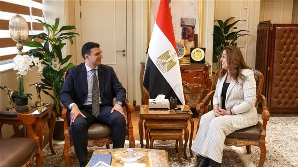الحكومة تطلق السجل البيئي الموحد للمنشآت الصناعية لتعزيز الصادرات والتحول الأخضر