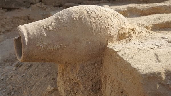 الفخار أداة حاسمة لتأريخ الأحداث الطبيعية في جبانة أثرية تمتد بين 2000 و1500 قبل الميلاد