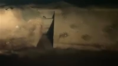 جهاز برج العرب يفحص شكوى تصريف المصانع لمياه كيميائية ملوثة بمصرف زراعي