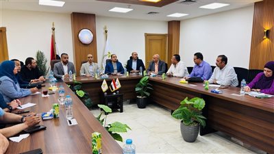 مسؤولو الإسكان يتابعون مستجدات ملف التقنين وآليات تسريع الأداء بمدينتي العبور الجديدة والشروق