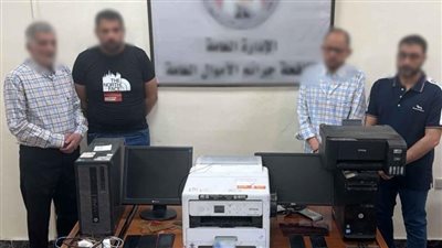  أختام ونماذج مقلدة.. ضبط 4 متهمين بتزوير محررات رسمية وعرفية في الإسكندرية 