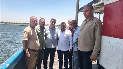 استعدادا لعيد الأضحى.. رئيس مدينة طهطا يتفقد عبارة الخزندارية في سوهاج