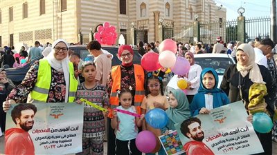 بالبالونات والحكايات.. مكافحة الإدمان ينشر الوعي بين الأسر والصغار في العيد | صور