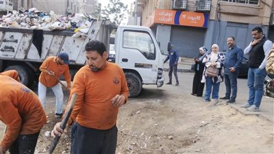 رئيس حي غرب الإسكندرية تتابع أعمال رفع الكفاءة والنظافة في عيد الأضحى المبارك