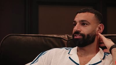 محمد صلاح للجماهير المصرية: ضحيت بشبابي.. وقدرت أعيشكم قصة خيالية 