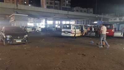 استجابة لشكاوى المواطنين.. رفع الإشغالات والتعديات أسفل كوبري الساعة في الإسكندرية