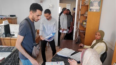 لدعم المنظومة الصحية.. صحة سوهاج تبدأ إجراءات تسليم 458 طبيبًا بشريًا تمهيدا لبدء عملهم