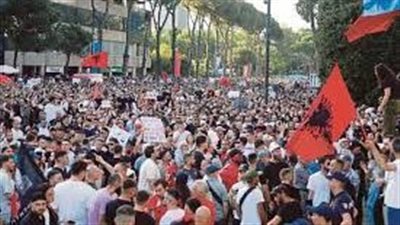 بعد الاحتجاجات الرافضة.. هل يلغى مشروع إيفانكا ترامب وجاريد كوشنر في ألبانيا؟