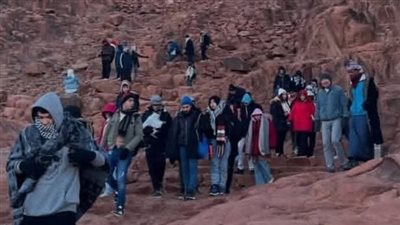 398 سائحًا وزائرًا يتوافدون على سانت كاترين لزيارة المقدسات الدينية والتاريخية