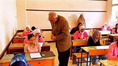 تعليم البحر الأحمر: لا معوقات خلال أول أيام امتحانات الفصل الدراسي الثاني للشهادة الإعدادية