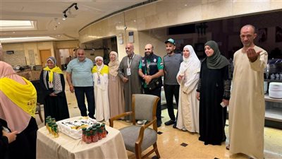 محافظ الإسماعيلية يتابع عودة فوج حجاج الجمعيات الأهلية إلى أرض الوطن بعد إتمام مناسك الحج