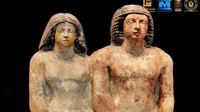 تمثال حب ووفاء من مصر القديمة.. متحف الغردقة يحتفي باليوم العالمي للوالدين بقطعة أثرية فريدة