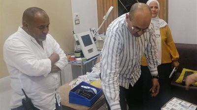 مهلة لتوفيق الأوضاع.. غلق منشآت طبية غير مرخصة خلال حملة يقودها سكرتير عام محافظة قنا