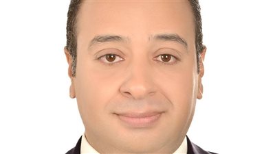 وزيرة الإسكان تصدر قرارا بتولي أحمد عمارة الإشراف على الشئون التجارية والعقارية بهيئة المجتمعات 