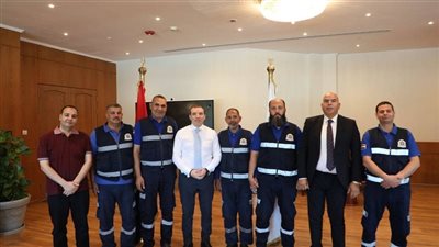 بين إنقاذ الأرواح ورد الأمانات.. رئيس هيئة الإسعاف يكرم الأطقم الإسعافية المتميزة