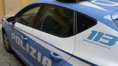 توقيف عصابة الذهب في ميلانو.. الشرطة الإيطالية تلقي القبض على 7 مصريين 