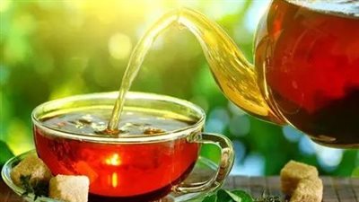 تنظيم ضربات القلب.. دراسة تكشف فوائد الشاي الأحمر للجسم 