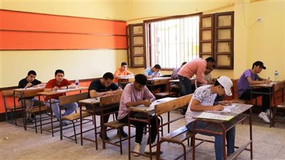 انطلاق امتحانات الدور الثاني للثانوية العامة غدا.. والتعليم تحذر من اصطحاب أدوات الغش