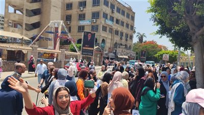 بدعوات أولياء الأمور.. طلاب الثانوية العامة بالمنوفية يؤدون اليوم ثاني أيام الامتحانات