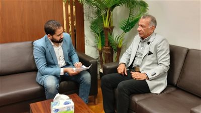 نقيب أطباء الأسنان: زيادة عدد كليات طب الأسنان خطر يهدد المهنة.. والتأمين الصحي الشامل يتفوق على أنظمة الصحة في بريطانيا | حوار