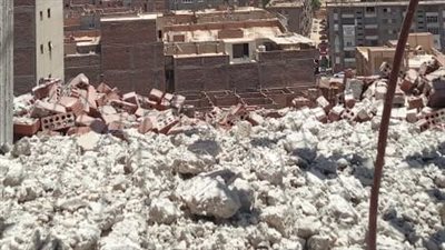 وزيرة التنمية المحلية تتابع إزالة الأدوار الخطرة بعقار مائل في أسيوط حفاظًا على سلامة المواطنين