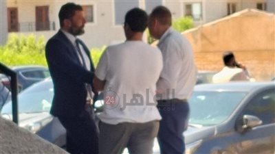 يساند نجله.. والد مروان المتهم بدهس هدير فتاة الشاي خلال جلسة محاكمته