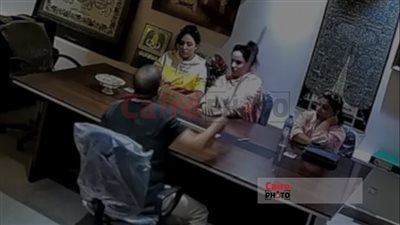 مارس البلطجة وأكرههن على توقيع أوراق.. جهات التحقيق تستمع لأقوال 3 فتيات في اتهام والدهن بالتعدي عليهن في الموسكي