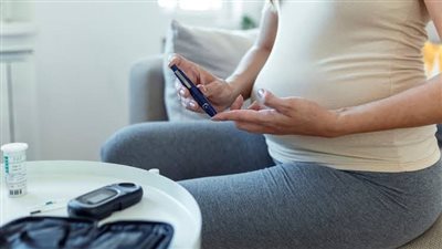 مقاومة الأنسولين.. أطباء يوضحون تأثيرها على القدرة الإنجابية لدى الرجال والنساء