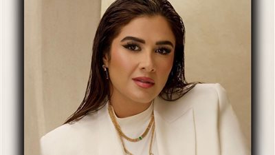 ياسمين عبد العزيز لـ القاهرة 24 عن إمكانية زواجها قريبا: أنا مبسوطة كده| فيديو