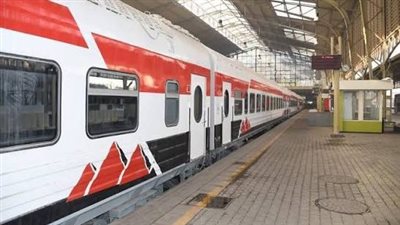 إصابة شاب إثر سقوطه خلال محاولة ركوب قطار بمحطة جرجا في سوهاج