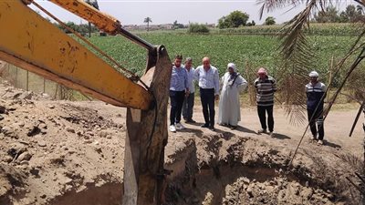 استجابة للأهالي.. بدء تنفيذ خط جديد لإنهاء أزمة ضعف المياه بالشعراوية في المنيا
